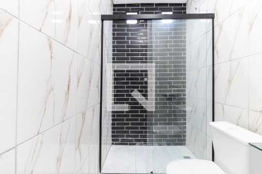 Banheiro de casa para alugar com 1 quarto, 38m² em Sacomã, São Paulo