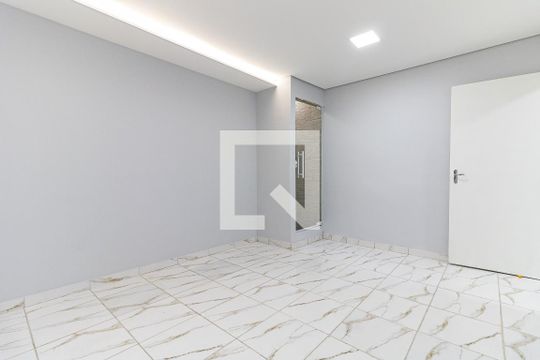 Quarto de casa para alugar com 1 quarto, 38m² em Sacomã, São Paulo