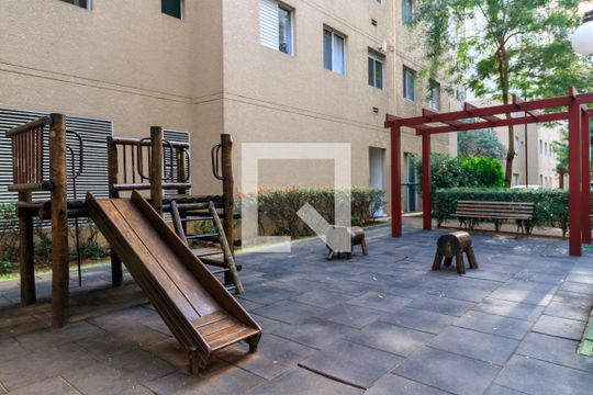 Área comum de apartamento para alugar com 2 quartos, 43m² em Vila Pirajussara, São Paulo