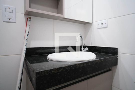 Banheiro de apartamento à venda com 2 quartos, 44m² em Cidade Patriarca, São Paulo