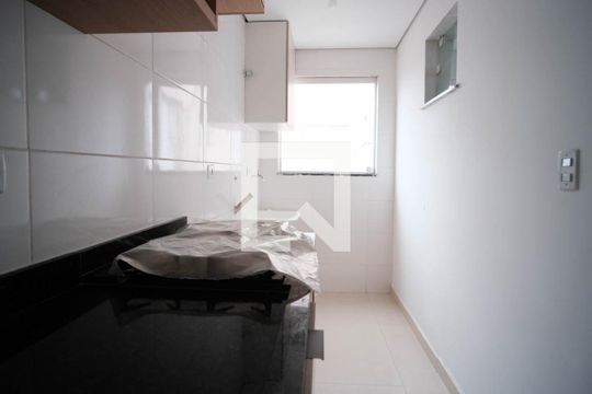 Cozinha de apartamento à venda com 2 quartos, 44m² em Cidade Patriarca, São Paulo