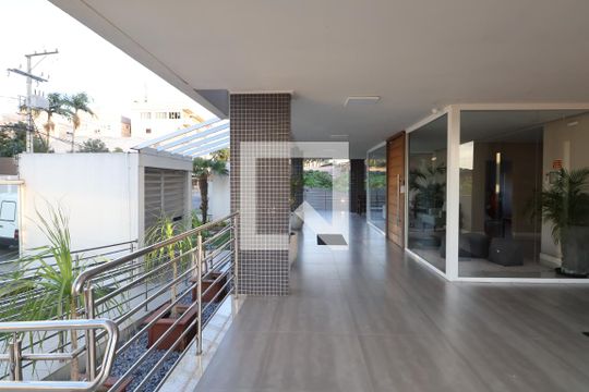 Hall de entrada de apartamento à venda com 2 quartos, 131m² em Nossa Senhora das Gracas, Canoas