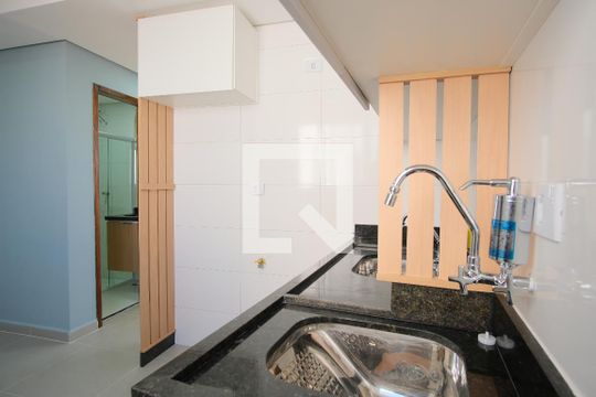 Cozinha de apartamento para alugar com 2 quartos, 35m² em Chácara Califórnia, São Paulo