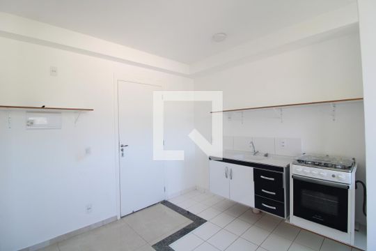 Cozinha de apartamento para alugar com 2 quartos, 36m² em Vila Socorro, São Paulo