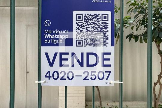 Plaquinha de apartamento à venda com 3 quartos, 122m² em Tijuca, Rio de Janeiro