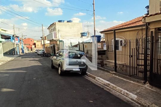 Localização de casa à venda com 5 quartos, 200m² em Vila Bancaria Munhoz, São Paulo