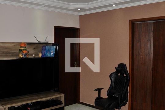 Sala de casa à venda com 5 quartos, 200m² em Vila Bancaria Munhoz, São Paulo