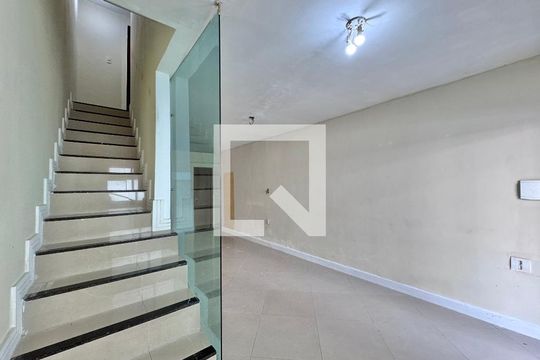 Sala de casa de condomínio à venda com 3 quartos, 132m² em Recreio dos Bandeirantes, Rio de Janeiro