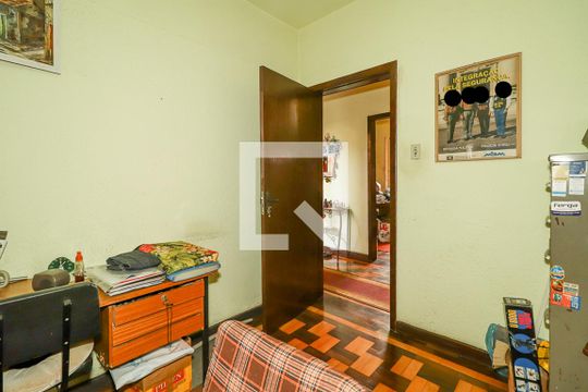 Escritório de casa à venda com 5 quartos, 380m² em Petrópolis, Porto Alegre