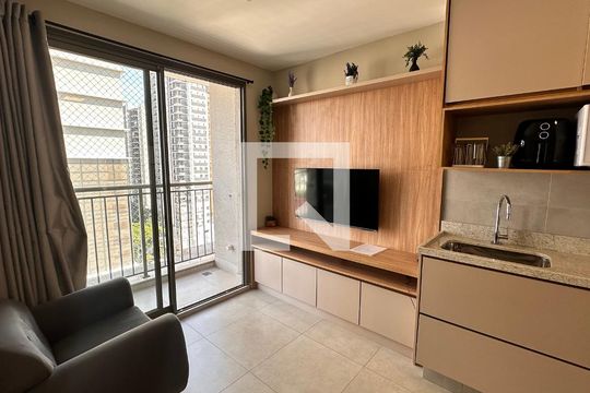 Sala/Cozinha de apartamento à venda com 1 quarto, 31m² em Campo Belo, São Paulo