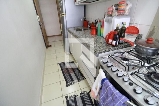 Cozinha de apartamento à venda com 3 quartos, 83m² em Taquara, Rio de Janeiro