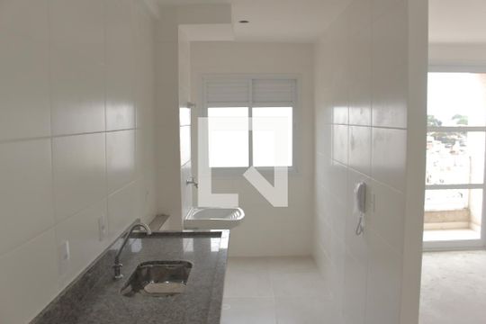 Sala/Cozinha de apartamento à venda com 2 quartos, 54m² em Vila Pita, São Paulo