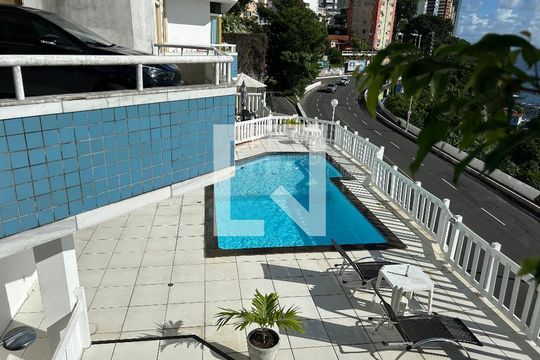 Área comum de apartamento para alugar com 1 quarto, 45m² em Campo Grande, Salvador