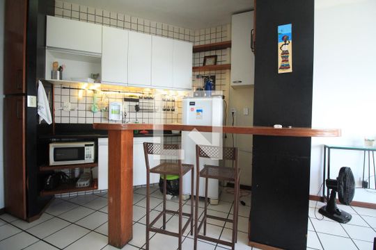 Cozinha de apartamento para alugar com 1 quarto, 45m² em Campo Grande, Salvador