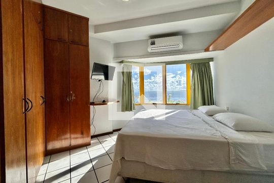 Suíte de apartamento para alugar com 1 quarto, 45m² em Campo Grande, Salvador