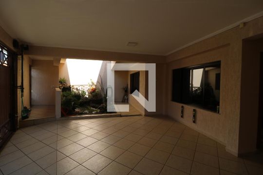 Garagem de casa à venda com 3 quartos, 350m² em Vila Formosa, São Paulo