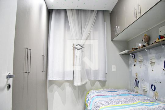 Quarto  de apartamento à venda com 2 quartos, 68m² em Jardim Flor da Montanha, Guarulhos
