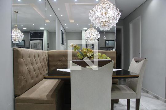 Sala de apartamento à venda com 2 quartos, 68m² em Jardim Flor da Montanha, Guarulhos