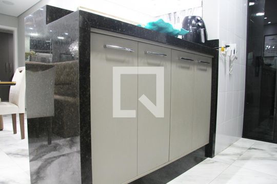 Cozinha de apartamento à venda com 2 quartos, 68m² em Jardim Flor da Montanha, Guarulhos