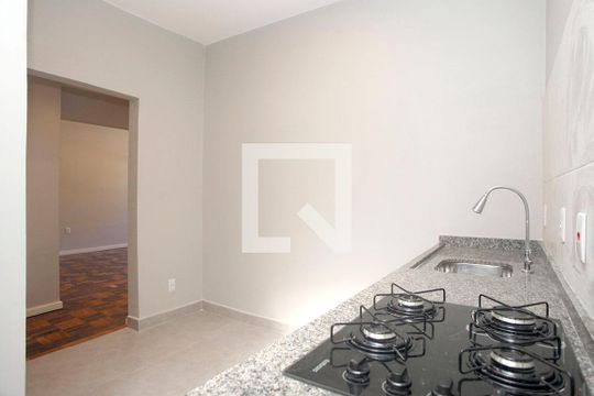 Cozinha  de apartamento para alugar com 2 quartos, 80m² em Partenon, Porto Alegre