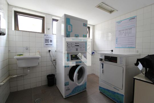 Área Comum - Lavanderia de apartamento à venda com 1 quarto, 38m² em Moema, São Paulo
