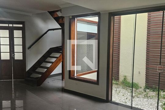 Casa à venda com 4 quartos, 234m² em Vila Nova Sao Jose, Campinas