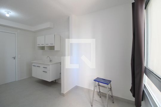 Sala de apartamento para alugar com 2 quartos, 32m² em Socorro, São Paulo