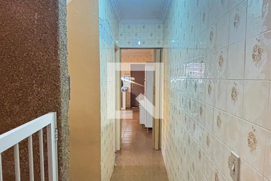 Corredor de casa à venda com 3 quartos, 157m² em Parque Erasmo Assunção, Santo André