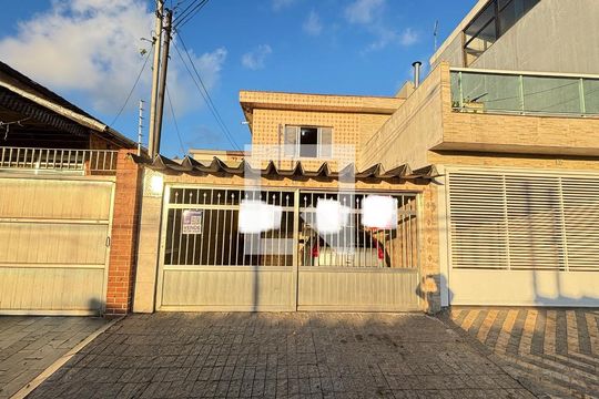 Fachada de casa à venda com 3 quartos, 157m² em Parque Erasmo Assunção, Santo André