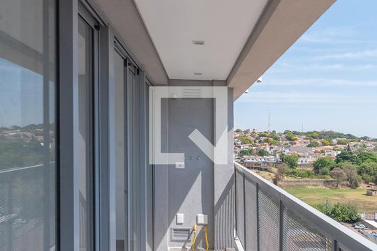 Sacada da Sala de apartamento para alugar com 1 quarto, 37m² em Botafogo, Campinas