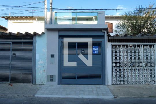 Fachada de casa à venda com 2 quartos, 110m² em Cidade Monções, São Paulo