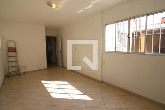 Sala de casa para alugar com 3 quartos, 110m² em Jardim D’abril, Osasco