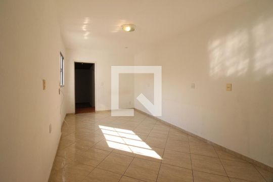 Sala de casa para alugar com 3 quartos, 110m² em Jardim D’abril, Osasco