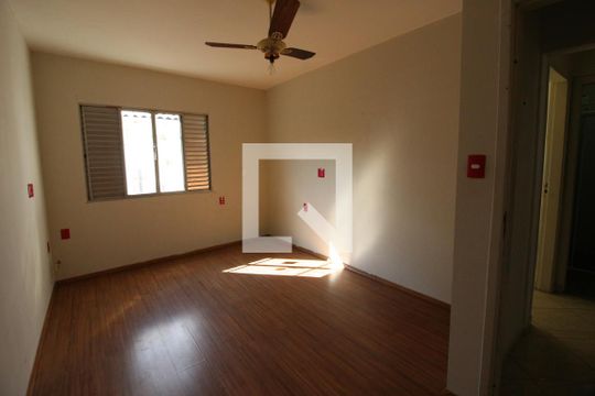 Quarto 1 de casa para alugar com 3 quartos, 110m² em Jardim D’abril, Osasco