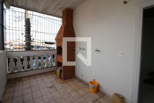 Área de Serviço de casa para alugar com 3 quartos, 110m² em Jardim D’abril, Osasco