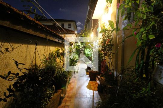 Entrada de casa à venda com 2 quartos, 87m² em Vila Mazzei, São Paulo