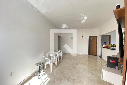 Sala de casa à venda com 3 quartos, 168m² em Jardim Sao Ricardo, Guarulhos