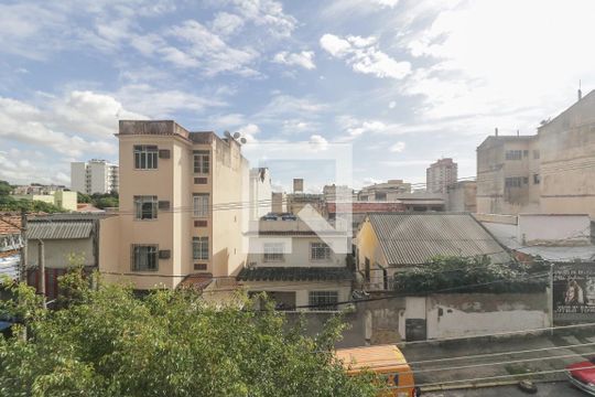Sala vista de apartamento para alugar com 2 quartos, 62m² em Engenho Novo, Rio de Janeiro