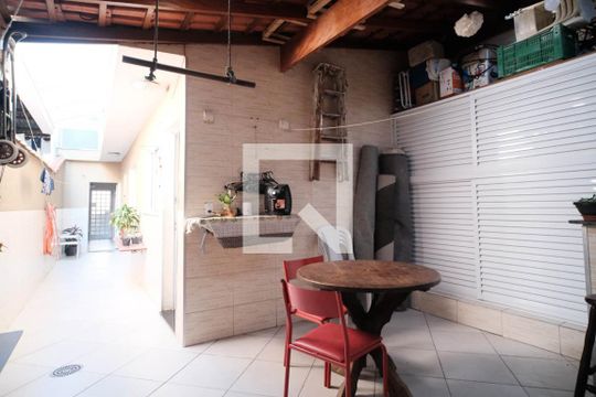 Área gourmet de casa à venda com 4 quartos, 190m² em Vila Nhocuné, São Paulo