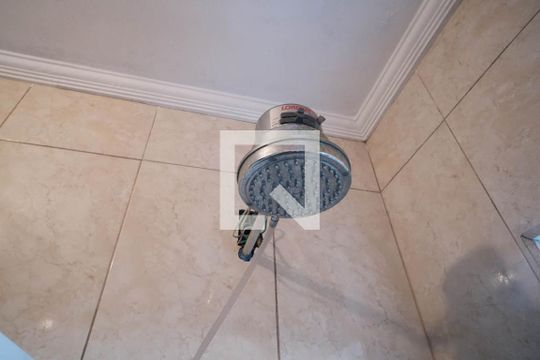 Banheiro da Suíte de casa à venda com 4 quartos, 190m² em Vila Nhocuné, São Paulo