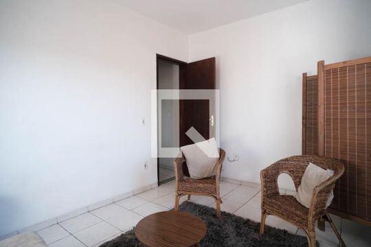Quarto 1 de casa à venda com 4 quartos, 190m² em Vila Nhocuné, São Paulo