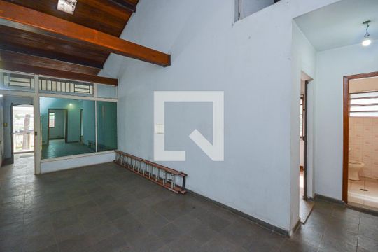 Edícula  de casa para alugar com 3 quartos, 334m² em Jardim Satelite, São Paulo