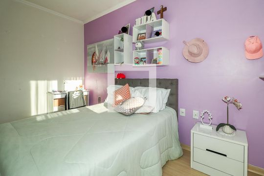 Quarto de casa de condomínio à venda com 3 quartos, 191m² em Passo das Pedras, Porto Alegre
