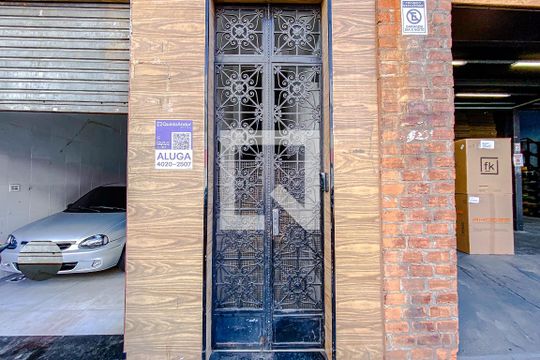 Fachada  de apartamento para alugar com 1 quarto, 44m² em Brás, São Paulo