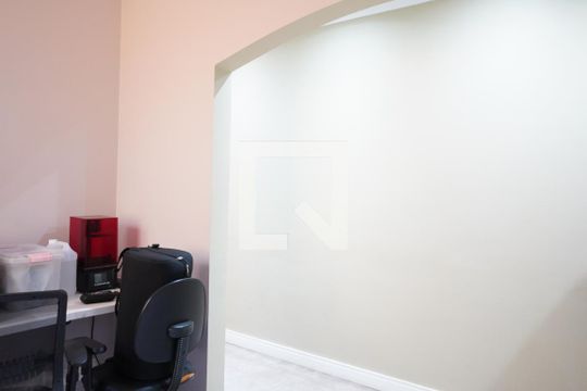 Escritório de casa à venda com 3 quartos, 290m² em Vila Libanesa, São Paulo