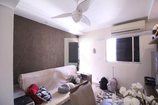 Casa de Condomínio à venda com 3 quartos, 60m² em Curicica, Rio de Janeiro