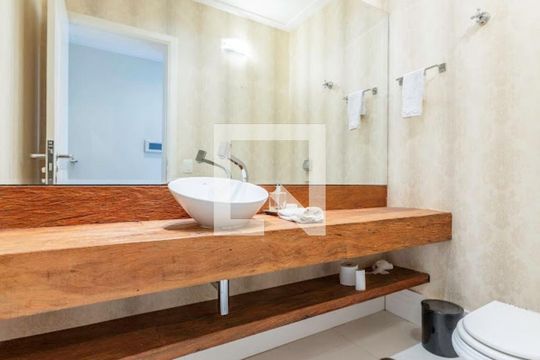 Banheiro  de apartamento à venda com 4 quartos, 465m² em Jardim Paulistano, São Paulo