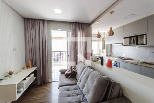 Apartamento à venda com 2 quartos, 64m² em Vila Curuçá, Santo André