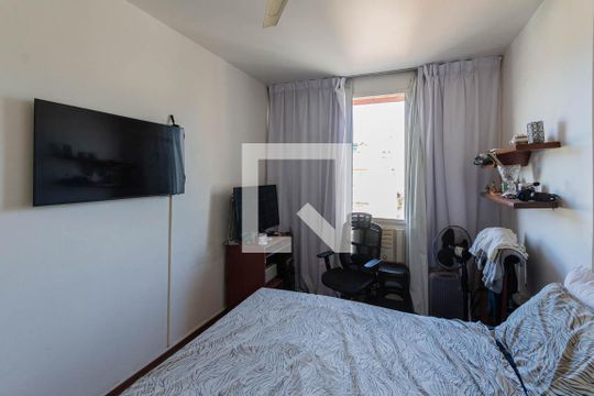 Quarto de apartamento à venda com 1 quarto, 60m² em Estácio, Rio de Janeiro