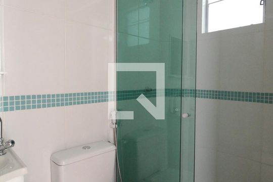 Banheiro de apartamento à venda com 2 quartos, 40m² em Jaqueline, Belo Horizonte